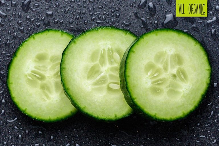 Organic Cucumbers! 5 reasons to include them in your diet