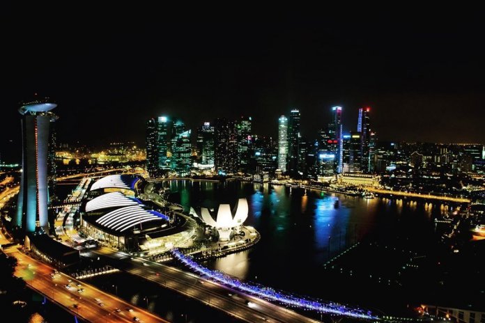  Singapore by night #singapore #marinabaysands...
