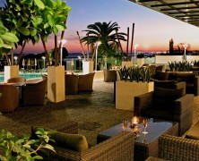 Crowne-Plaza-Limassol-Hotel-Terrace-Bar