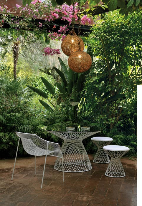 Heaven set designed by Jean-Marie Massaud for EMU